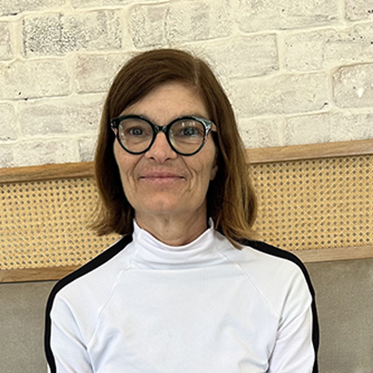Lesley Beaton